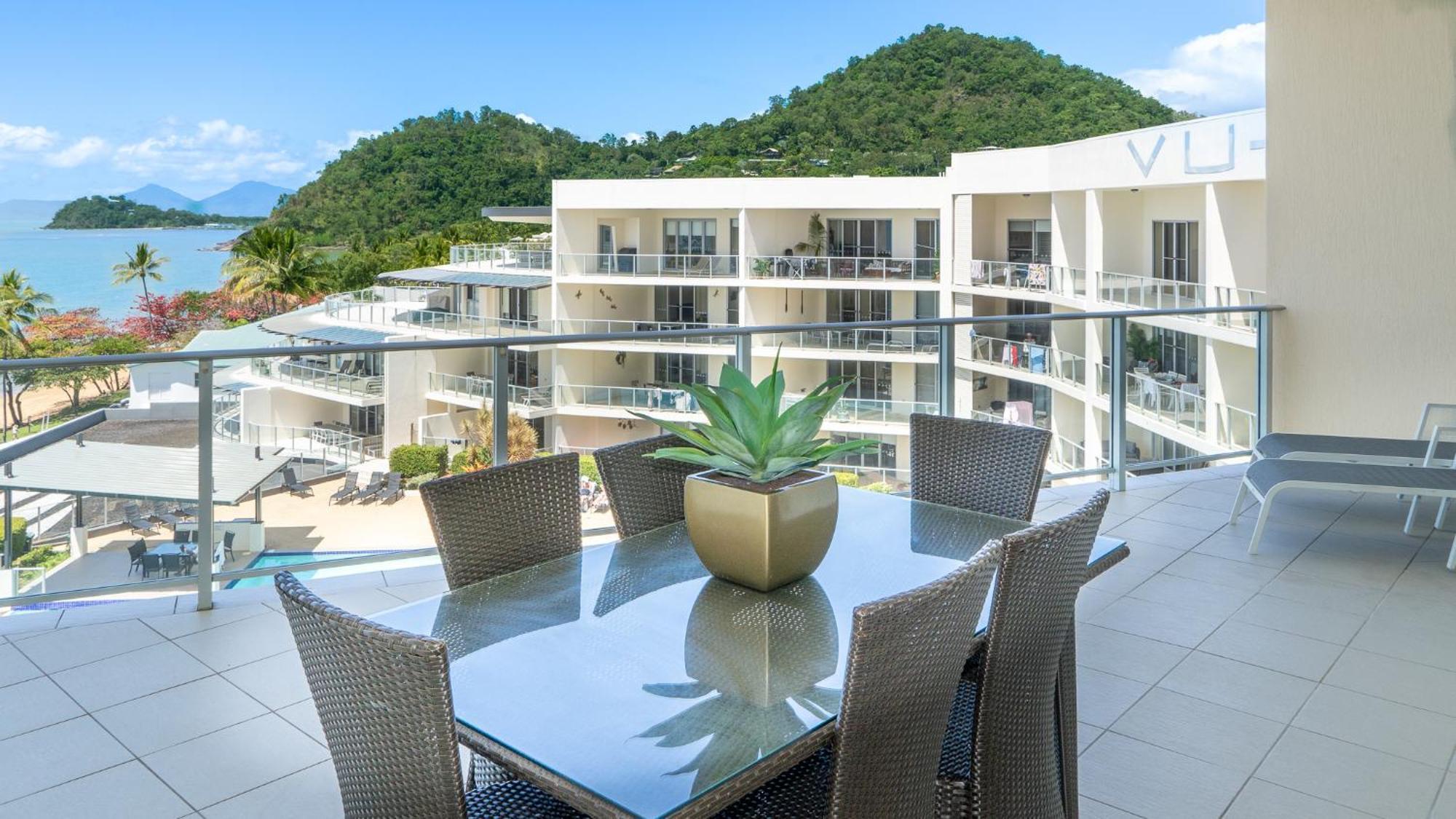 Vue Apartments Trinity Beach Szoba fotó